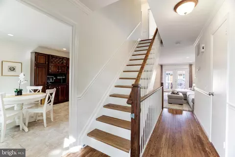 2150 Golf Course Dr, Reston, VA 20191 photo 7