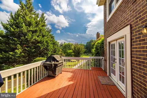 2150 Golf Course Dr, Reston, VA 20191 photo 38