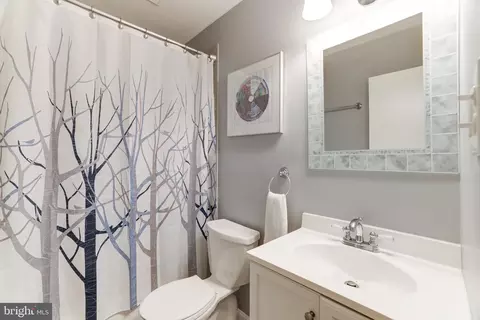 2150 Golf Course Dr, Reston, VA 20191 photo 33