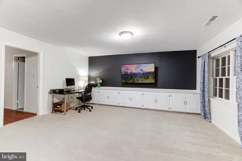 2150 Golf Course Dr, Reston, VA 20191 photo 36