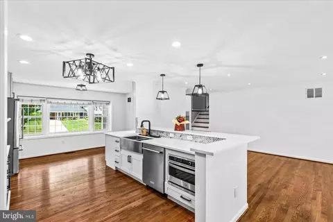 6715 Norview Ct, Springfield, VA 22152 photo 7