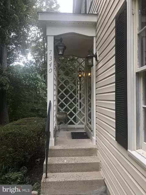 Exterior - 7340 Rolling Oak Ln, Springfield, VA 22153 photo 6 of 22