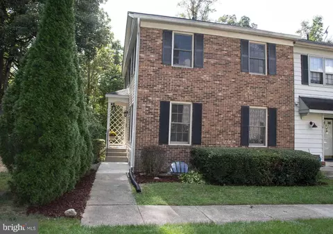 Exterior - 7340 Rolling Oak Ln, Springfield, VA 22153 photo 18 of 22