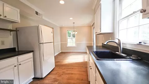 Kitchen - 7340 Rolling Oak Ln, Springfield, VA 22153 photo 3 of 3