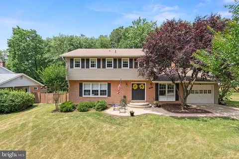 4206 Cordell St, Annandale, VA 22003
