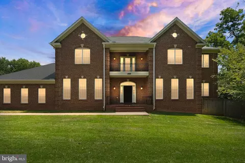 1847 Hunter Mill Rd, Vienna, VA 22182
