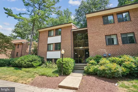 1546 Northgate Sq #1546-22B, Reston, VA 20190