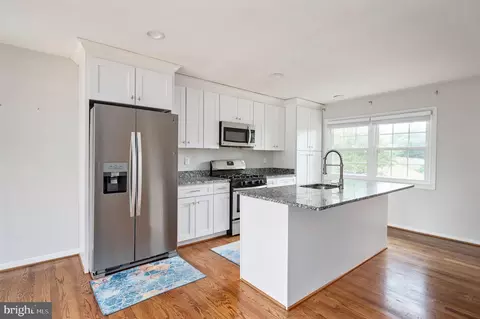 6420 Rotunda Ct, Springfield, VA 22150 photo 4