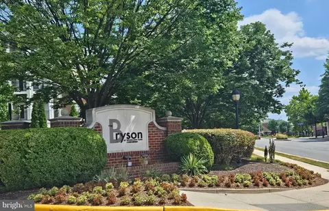 12937 Centre Park Cir #305, Herndon, VA 20171