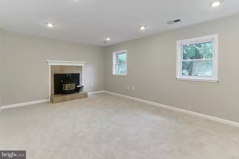 5203 Olley Ln, Burke, VA 22015 photo 34