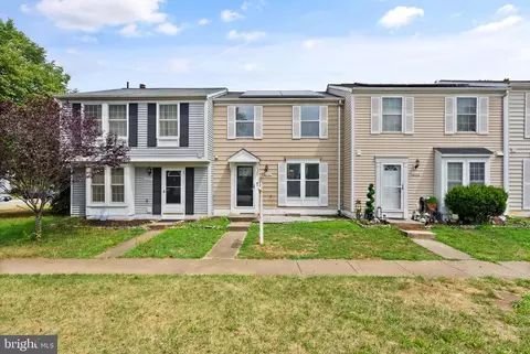 6951 Villa Del Rey Ct, Springfield, VA 22150
