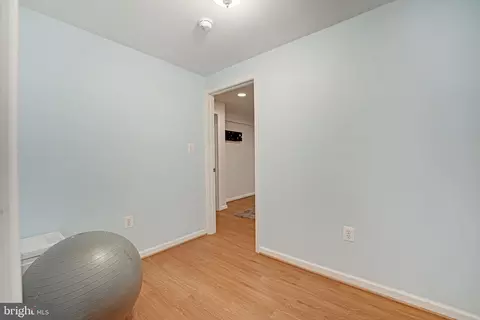 1708 Burning Tree Dr, Vienna, VA 22182 photo 51