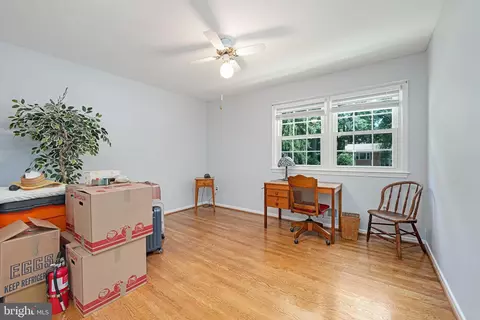 1708 Burning Tree Dr, Vienna, VA 22182 photo 34