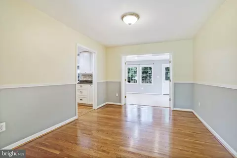 1708 Burning Tree Dr, Vienna, VA 22182 photo 20