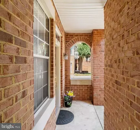7025 Haycock Rd #N, Falls Church, VA 22043