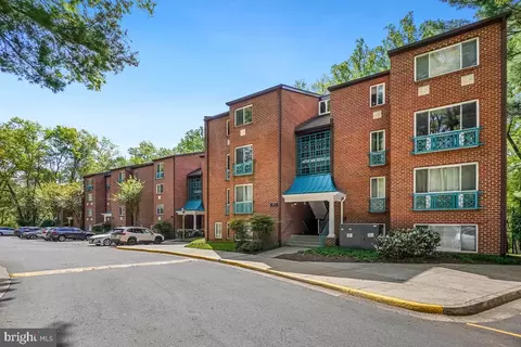 11837 Shire Ct #22C, Reston, VA 20191