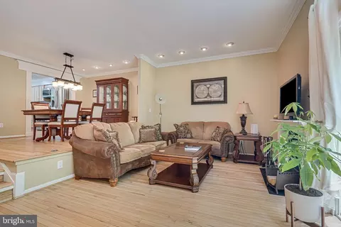 11722 Decade Ct, Reston, VA 20191 photo 11