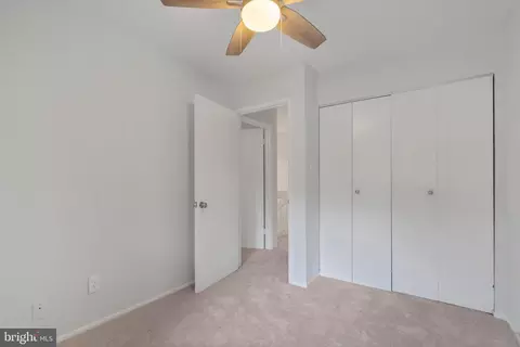 2214 White Cornus Ln, Reston, VA 20191 photo 18