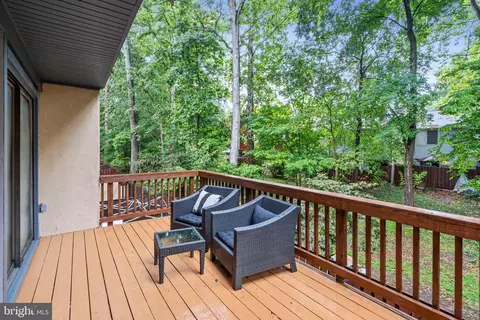 2214 White Cornus Ln, Reston, VA 20191 photo 31