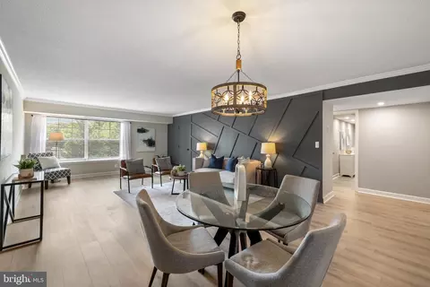 7640 Tremayne Pl #302, Mclean, VA 22102