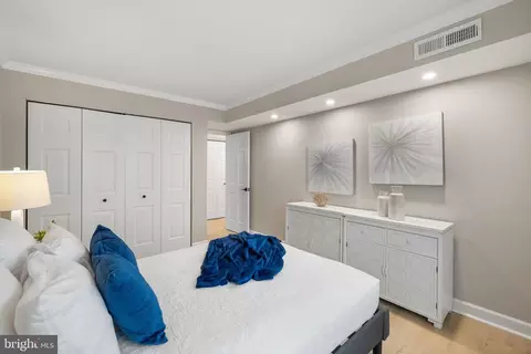 7640 Tremayne Pl #302, Mclean, VA 22102 photo 17