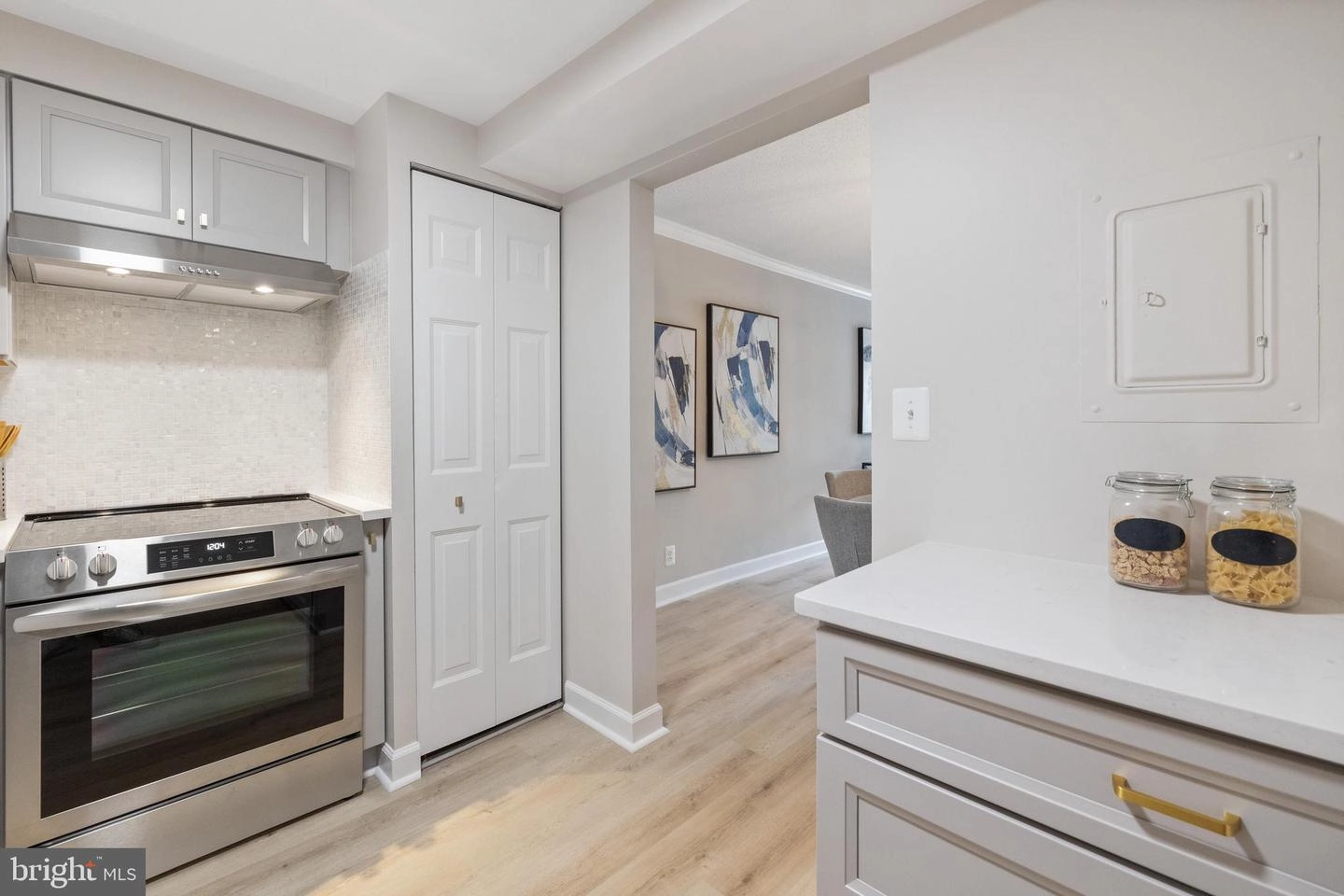 7640 Tremayne Pl #302, Mclean, VA 22102 photo 12