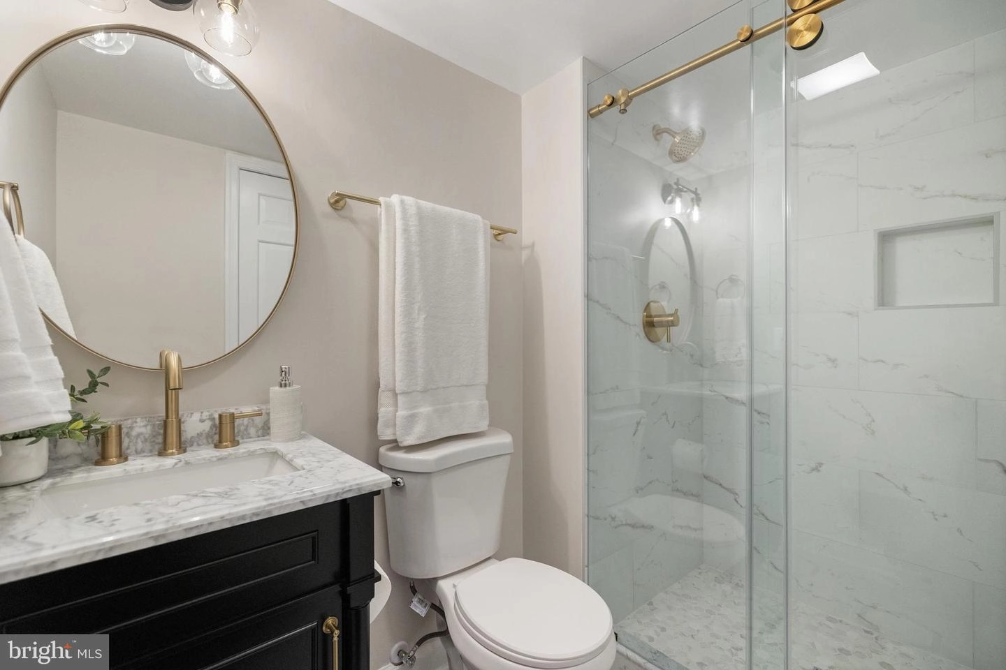 7640 Tremayne Pl #302, Mclean, VA 22102 photo 15