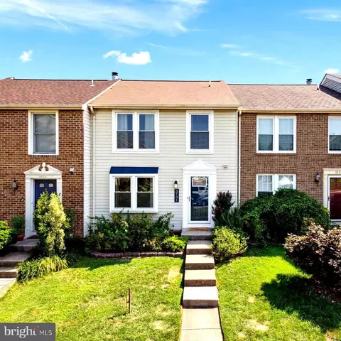 3731 Keefer Ct, Fairfax, VA 22033