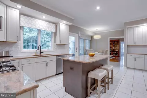 6310 Cardinal Hill Pl, Springfield, VA 22152 photo 18