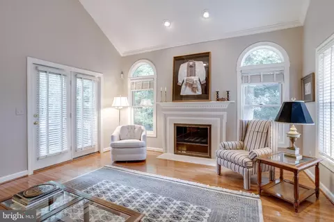 6310 Cardinal Hill Pl, Springfield, VA 22152 photo 23