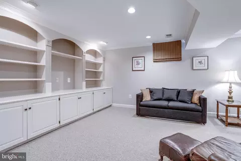 6310 Cardinal Hill Pl, Springfield, VA 22152 photo 32