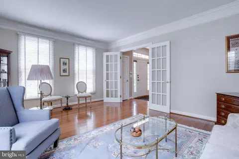 6310 Cardinal Hill Pl, Springfield, VA 22152 photo 8