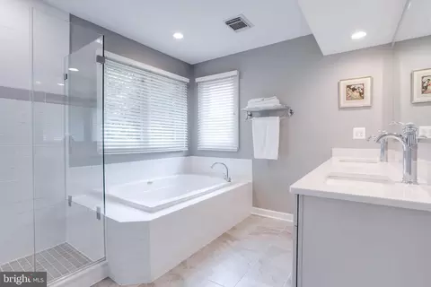 6310 Cardinal Hill Pl, Springfield, VA 22152 photo 41