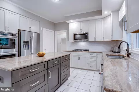 6310 Cardinal Hill Pl, Springfield, VA 22152 photo 15