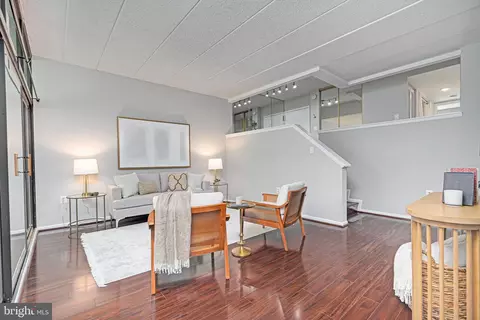 11612 Ivystone Ct #200, Reston, VA 20191