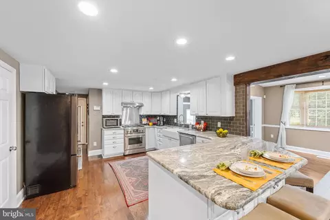 Kitchen - 7561 Vogels Way, Springfield, VA 22153 photo 1 of 10