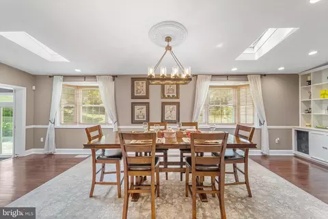 Dining - 7561 Vogels Way, Springfield, VA 22153 photo 5 of 5