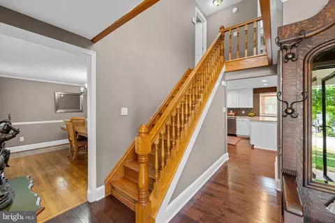 Entry Way - 7561 Vogels Way, Springfield, VA 22153 photo 1 of 9