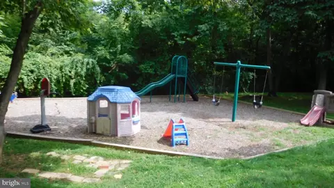 8328 Uxbridge Ct, Springfield, VA 22151 photo 29
