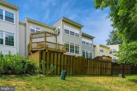 Exterior - 7319 Hampton Manor Pl, Springfield, VA 22150 photo 10 of 10