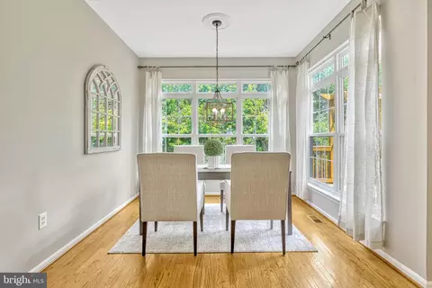 Dining - 7319 Hampton Manor Pl, Springfield, VA 22150 photo 3 of 4
