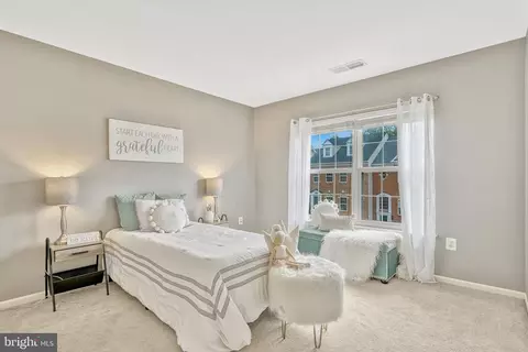 Bedroom - 7319 Hampton Manor Pl, Springfield, VA 22150 photo 2 of 3