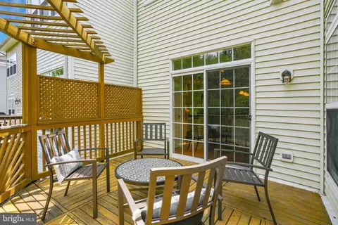 Exterior - 7319 Hampton Manor Pl, Springfield, VA 22150 photo 3 of 10