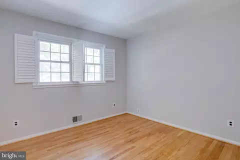8112 Hatteras Ln, Springfield, VA 22151 photo 24