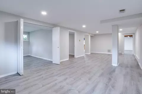 8112 Hatteras Ln, Springfield, VA 22151 photo 31