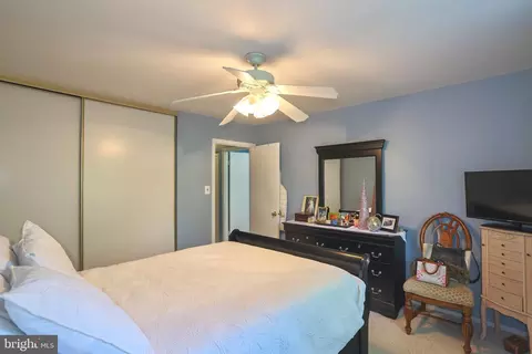 Bedroom - 7838 Marconi Ct, Springfield, VA 22153 photo 2 of 7