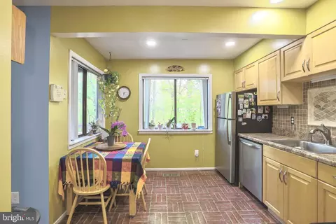 Kitchen - 7838 Marconi Ct, Springfield, VA 22153 photo 2 of 3