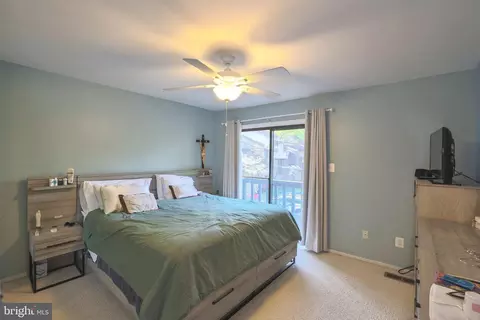 Bedroom - 7838 Marconi Ct, Springfield, VA 22153 photo 5 of 7