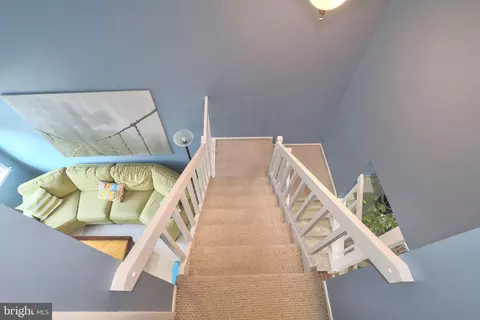 Entry Way - 7838 Marconi Ct, Springfield, VA 22153 photo 7 of 8