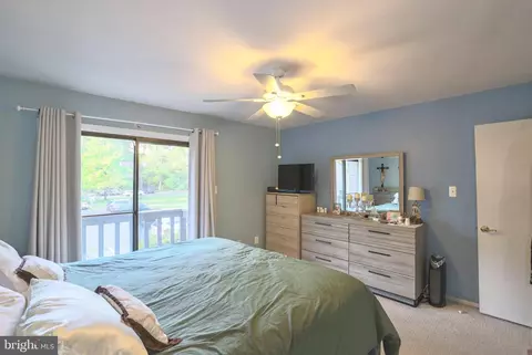 Bedroom - 7838 Marconi Ct, Springfield, VA 22153 photo 6 of 7